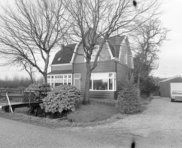 881774 Gezicht op het huis Voordorpsedijk 9 te Utrecht.